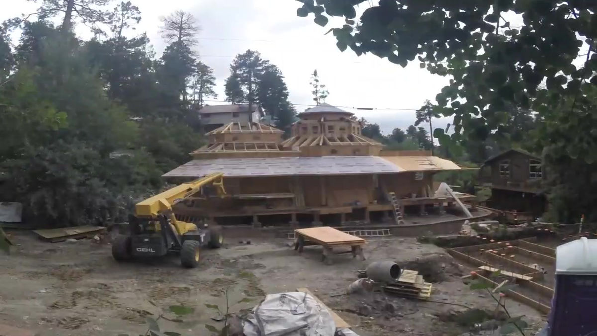 Shrine Exterior TimeLapse